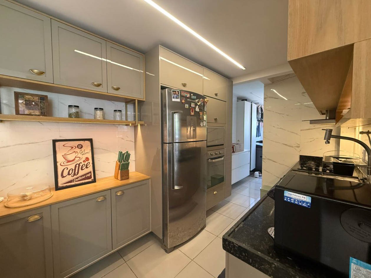 Apartamento à venda no Intermares: 