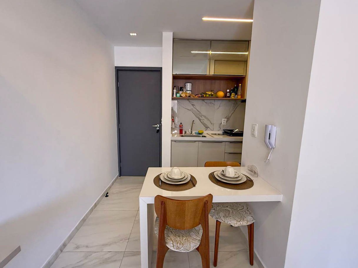 Apartamento à venda no Intermares: 