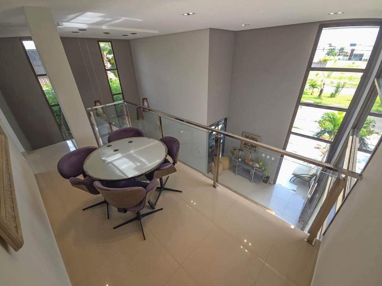 Casa em Condominio à venda no Intermares: 