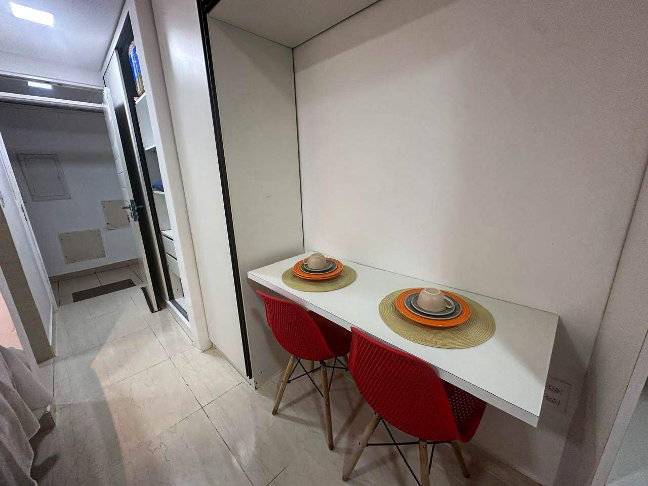 Flat à venda no Intermares: 