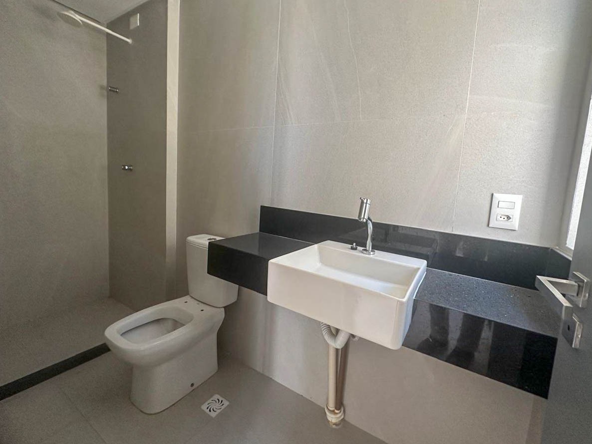 Flat à venda no Jardim Oceania: 