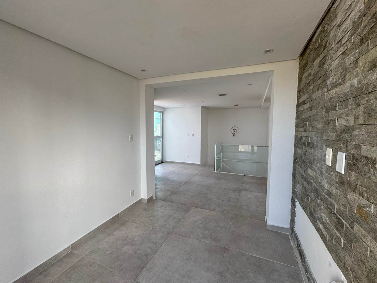 Cobertura à venda no Estados: 