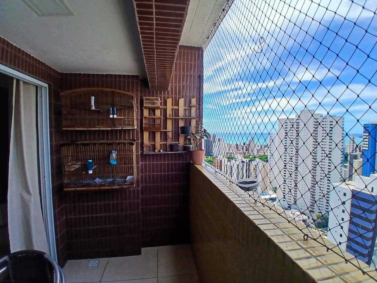 Apartamento à venda no Brisamar: 