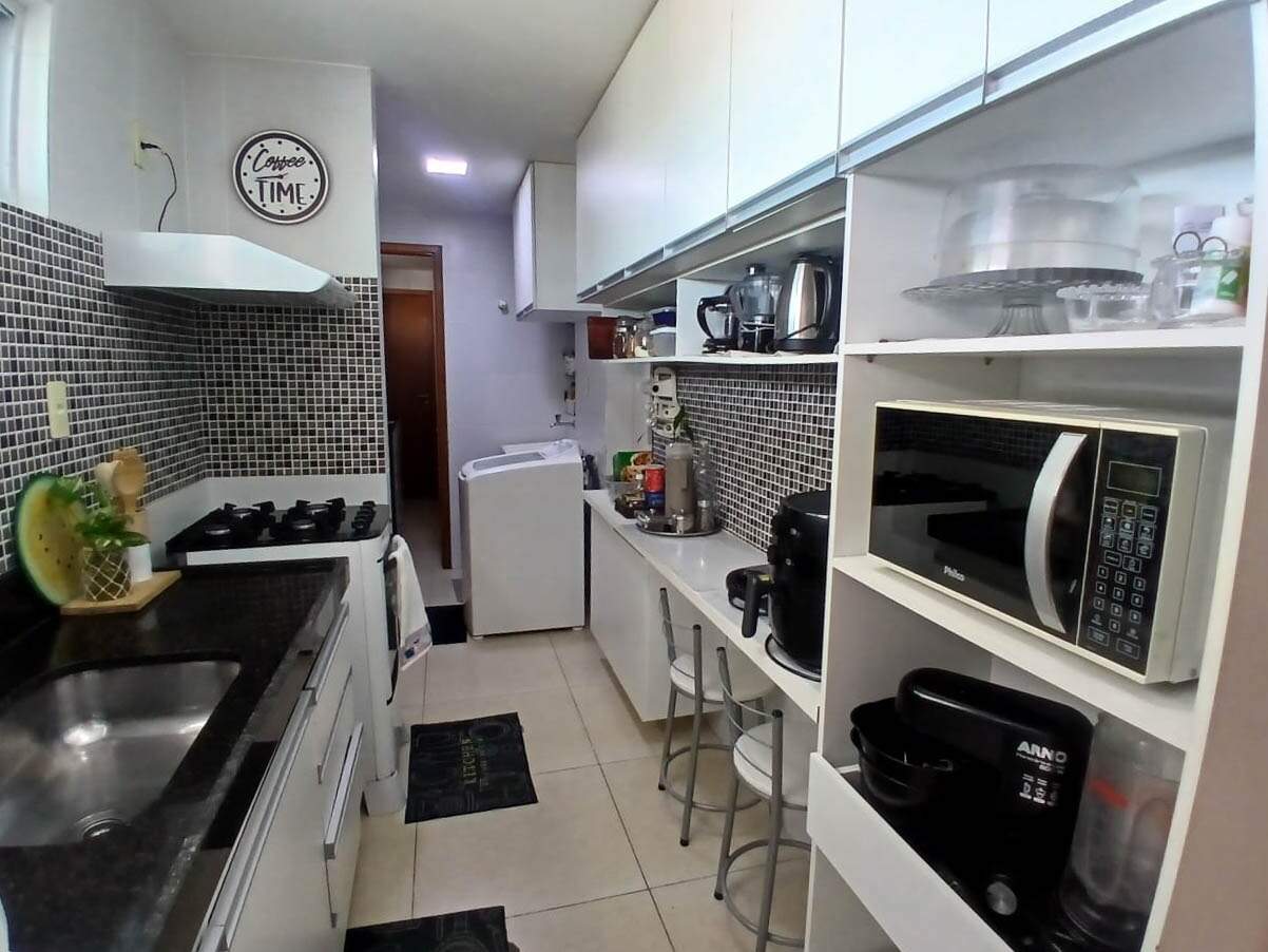 Apartamento à venda no Brisamar: 