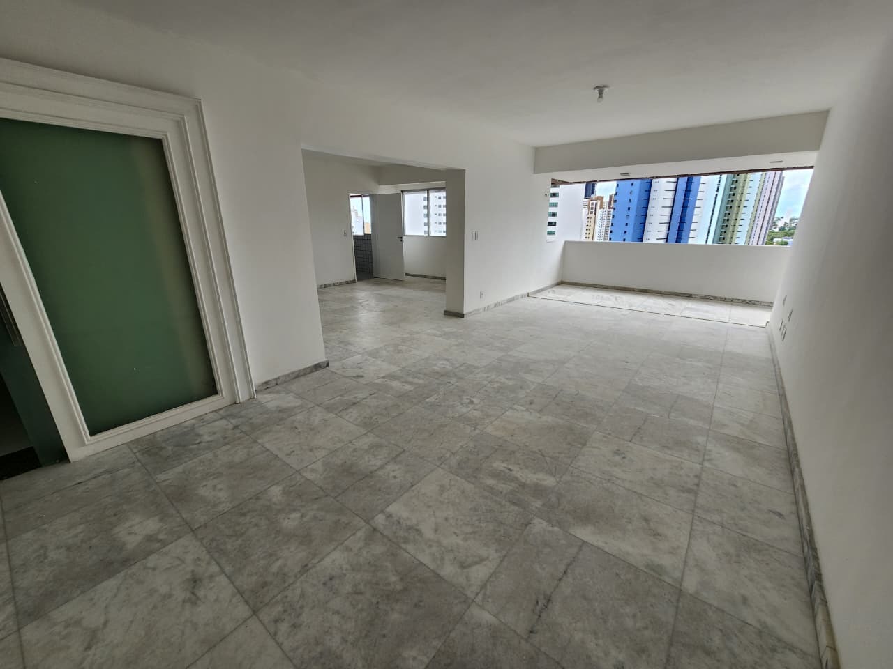 Apartamento à venda no Miramar: 