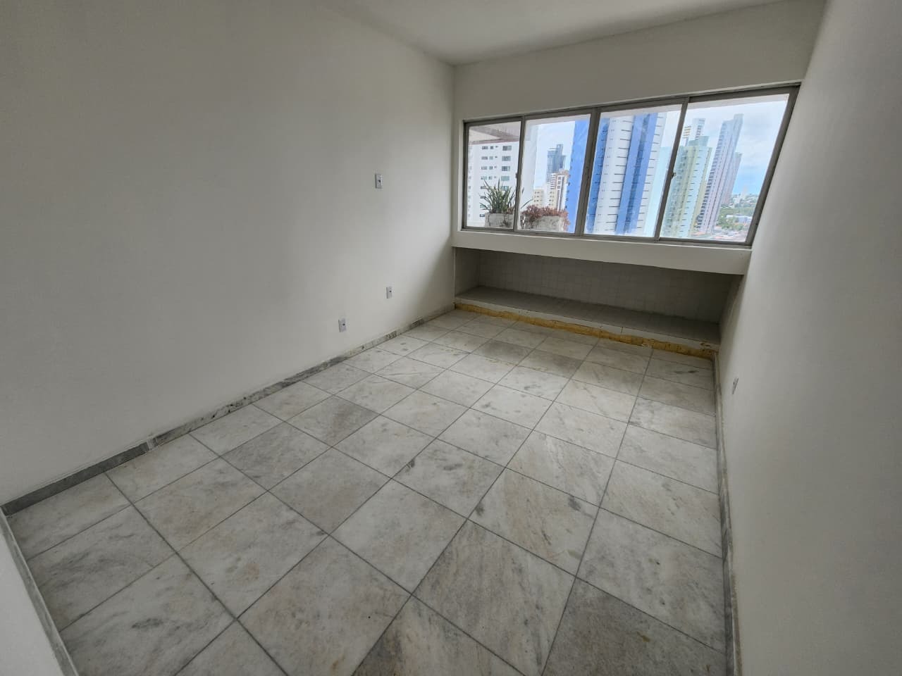 Apartamento à venda no Miramar: 