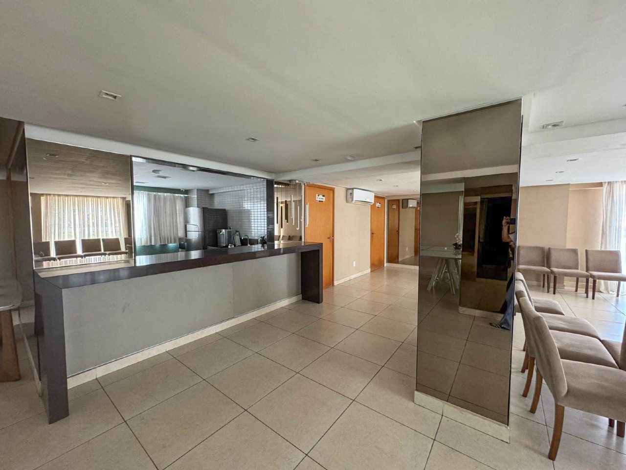 Apartamento à venda no Brisamar: 