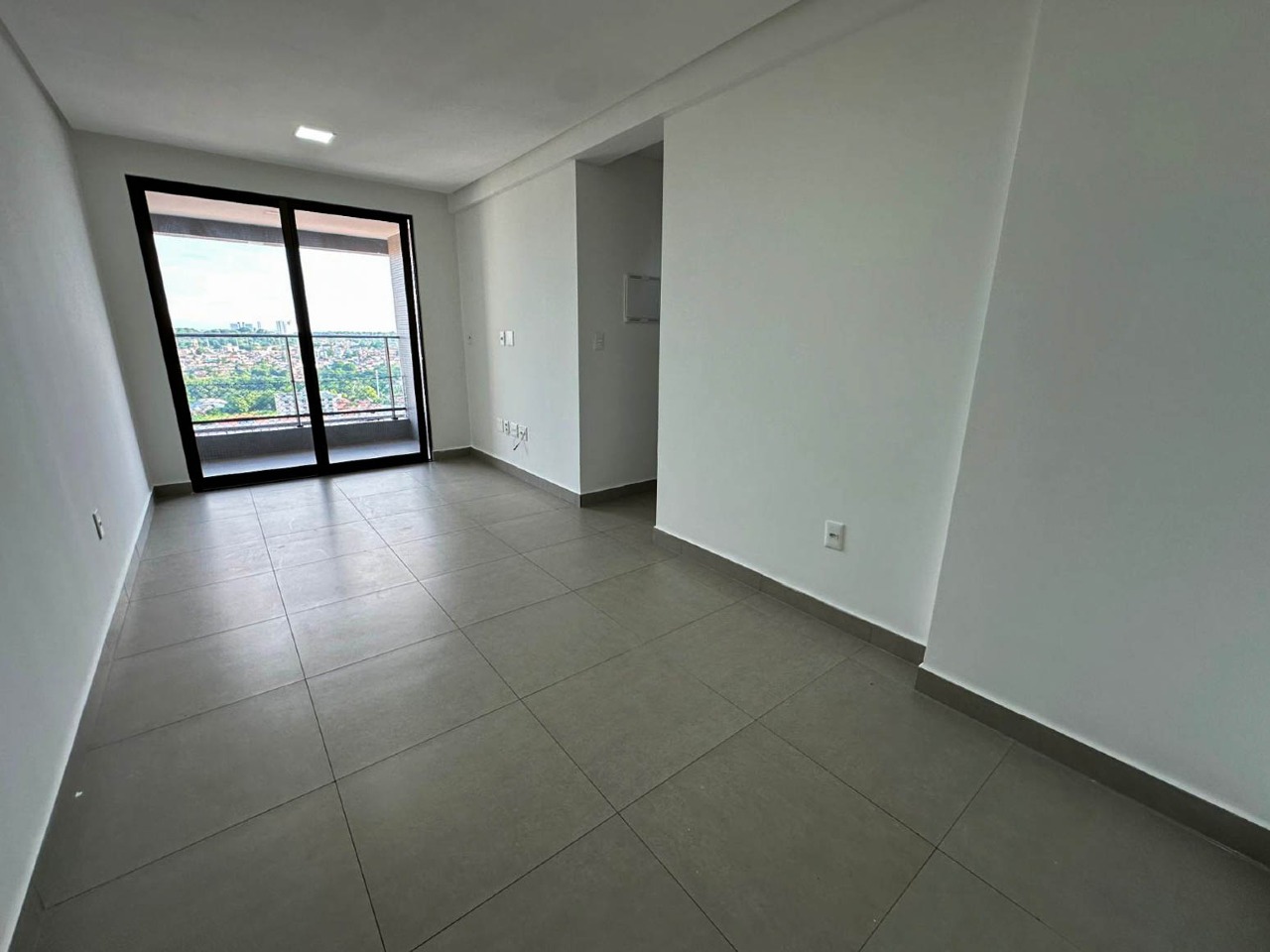 Apartamento para aluguel no Tambauzinho: 