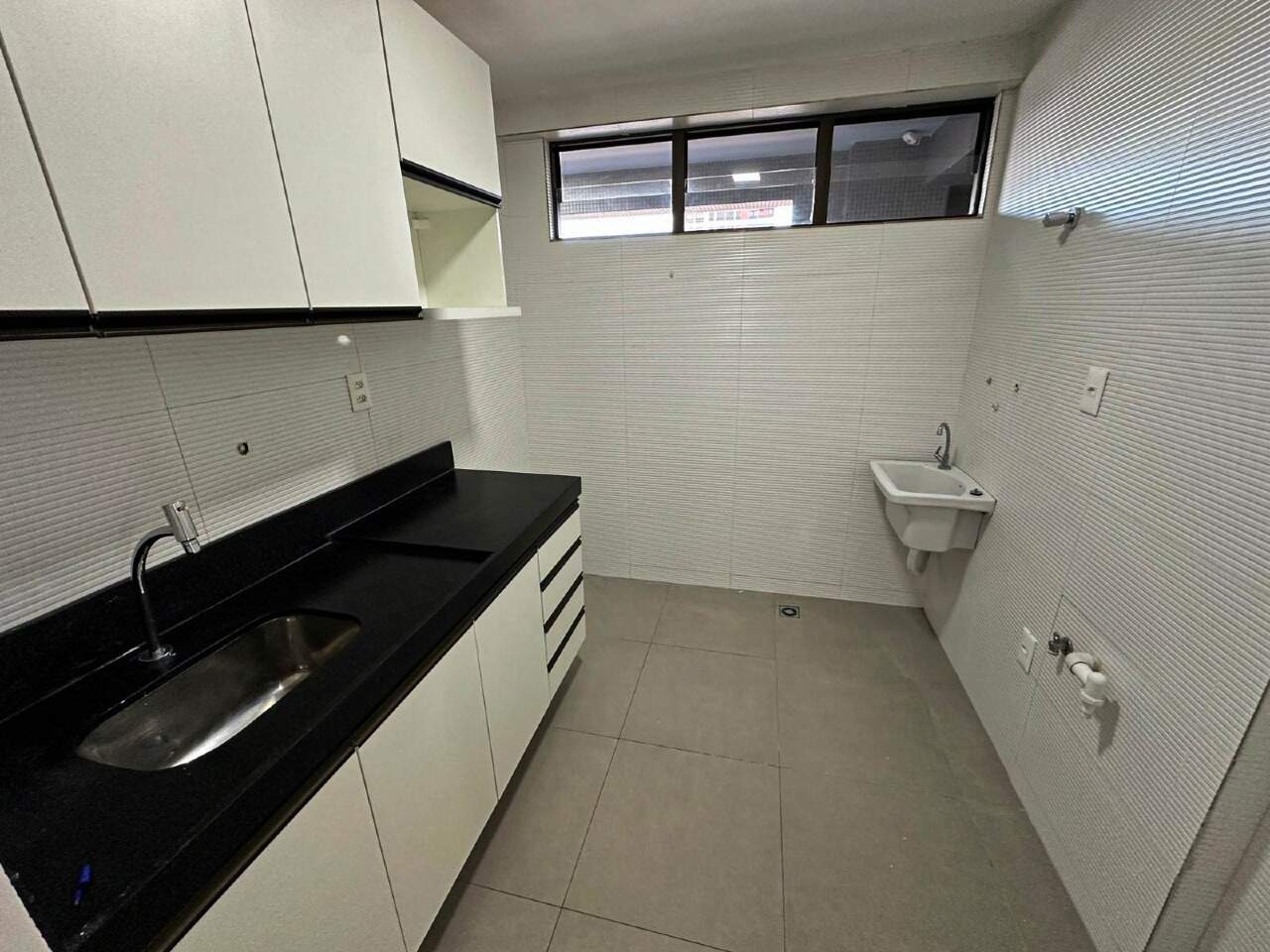 Apartamento para aluguel no Tambauzinho: 