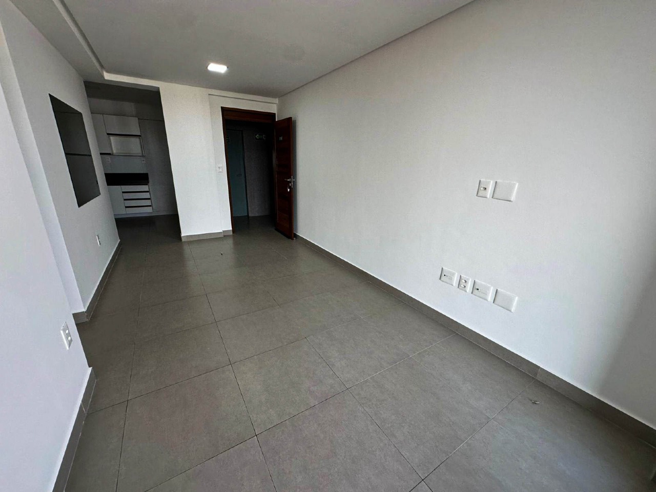 Apartamento para aluguel no Tambauzinho: 