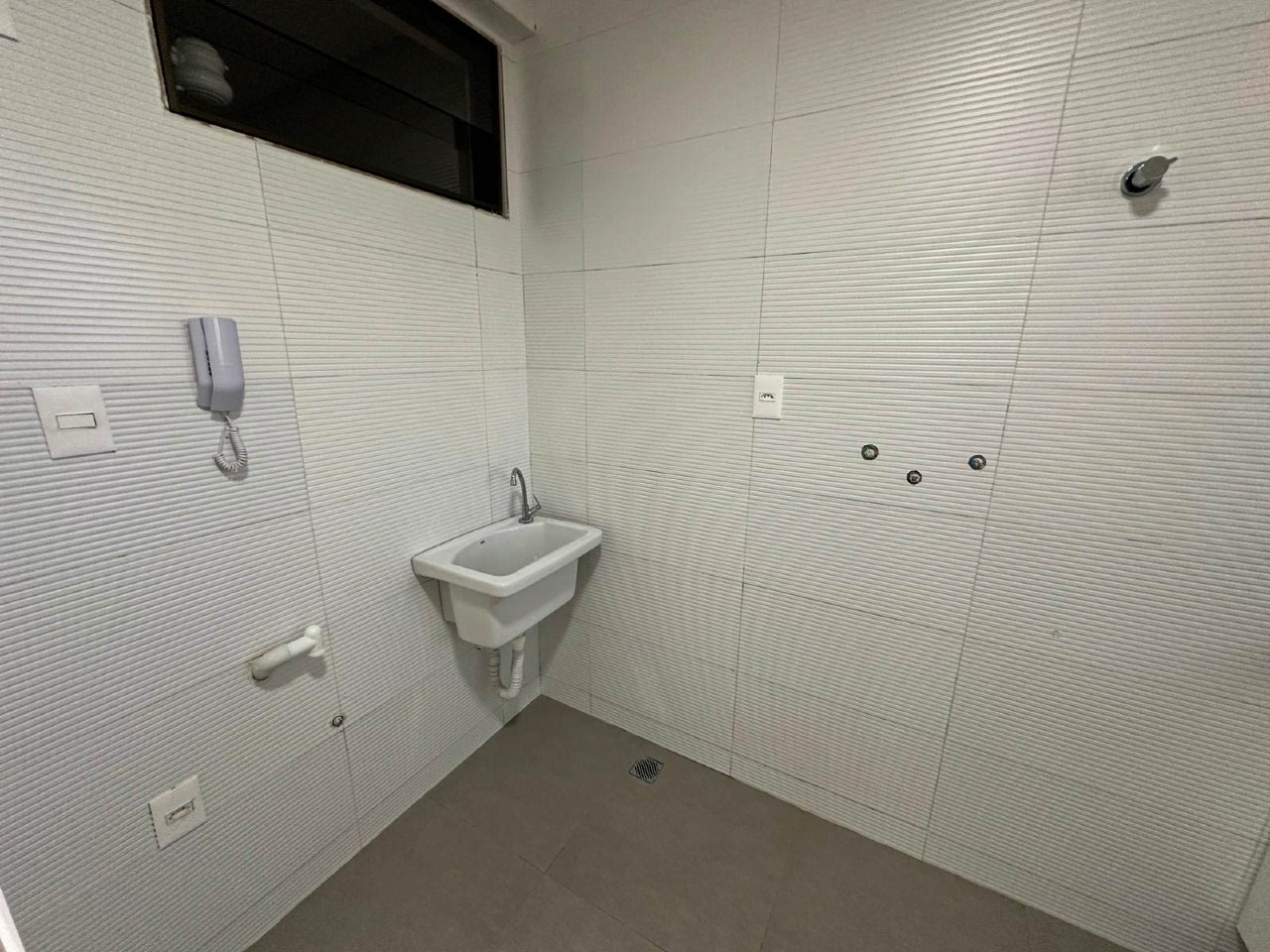 Apartamento para aluguel no Tambauzinho: 