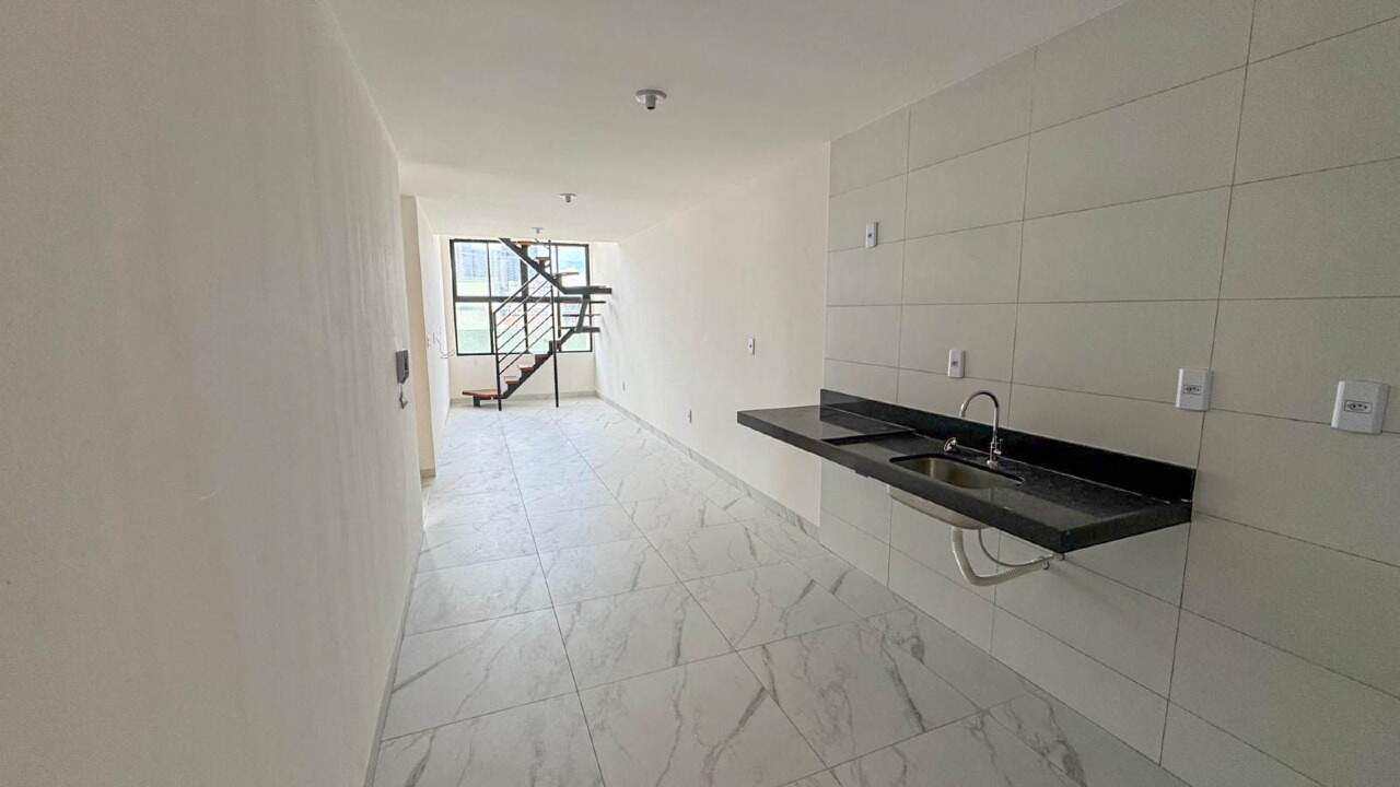 Apartamento Duplex à venda no Bessa: 