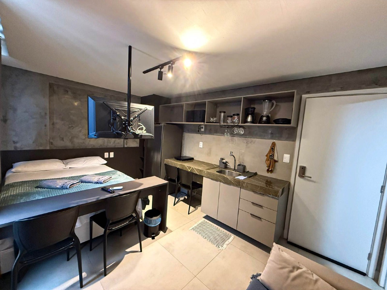 Flat à venda no Jardim Oceania: 