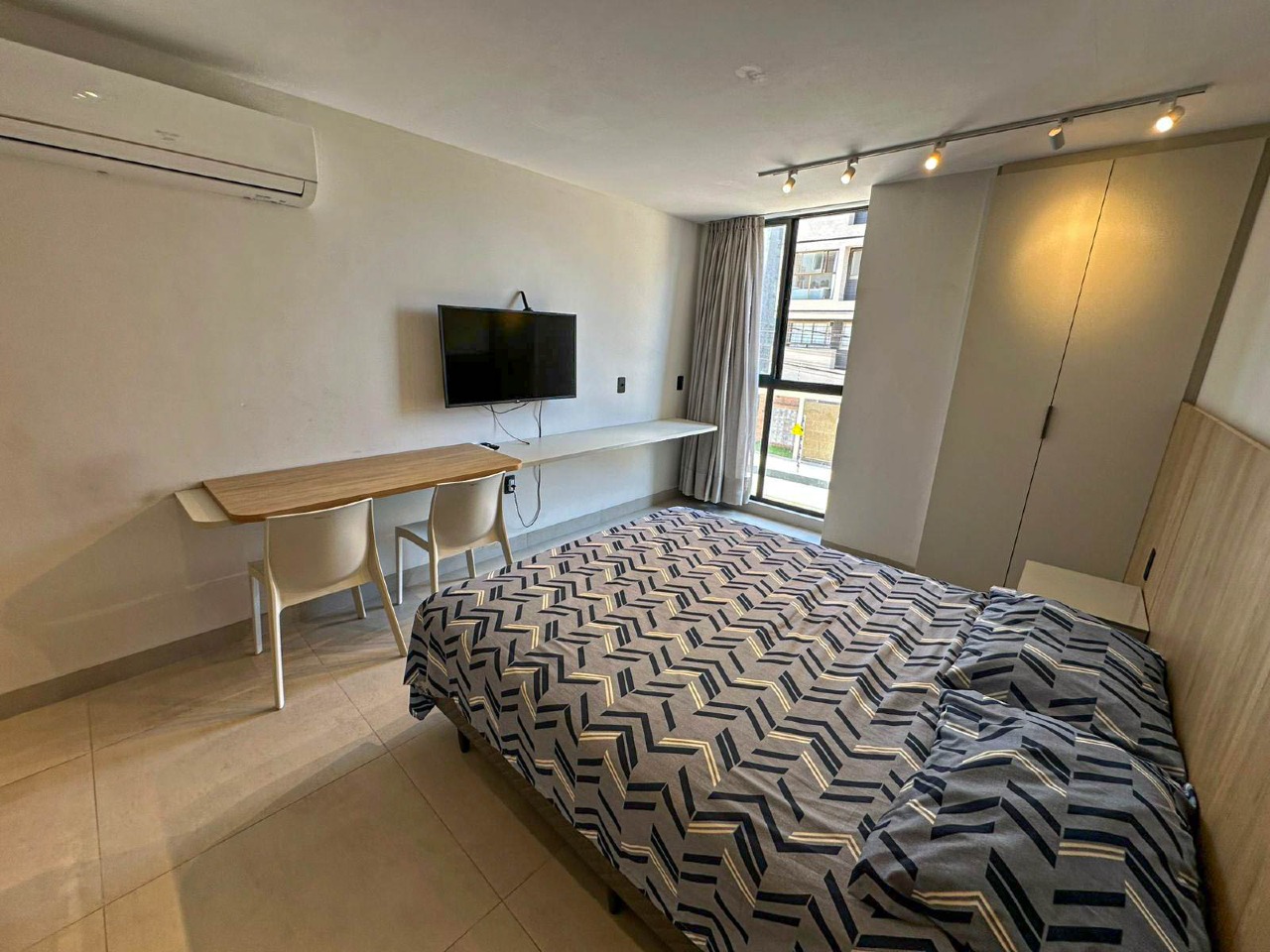 Flat à venda no Intermares: 