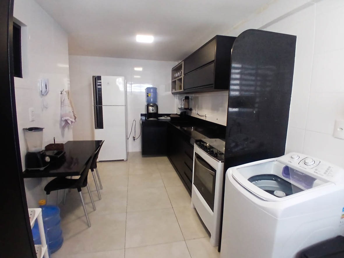 Apartamento à venda no Intermares: 