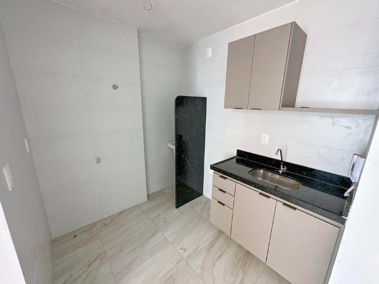 Apartamento para aluguel no Intermares: 