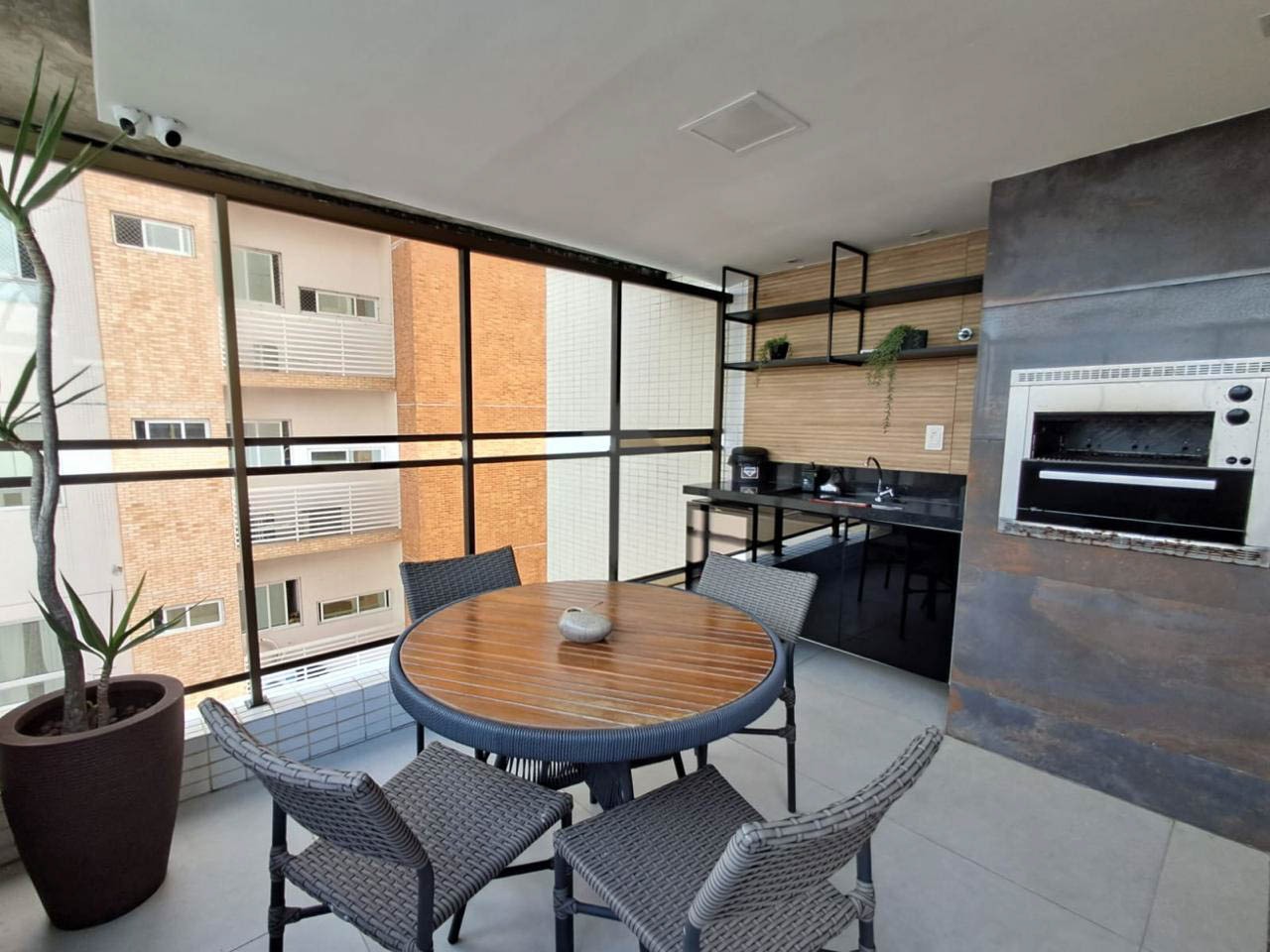 Apartamento à venda no Intermares: 