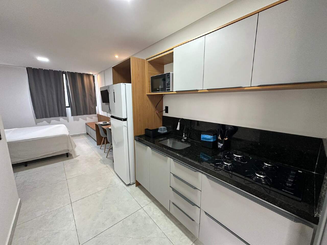 Flat para aluguel no Intermares: 