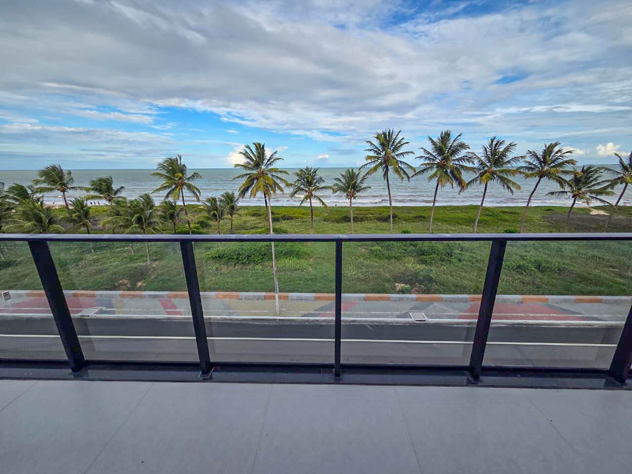 Apartamento à venda no Intermares: 