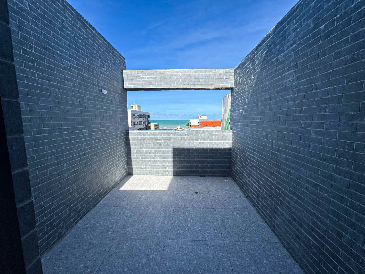 Apartamento à venda no Intermares: 