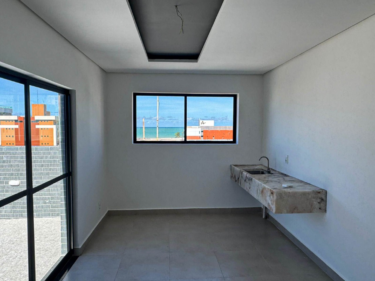 Apartamento à venda no Intermares: 