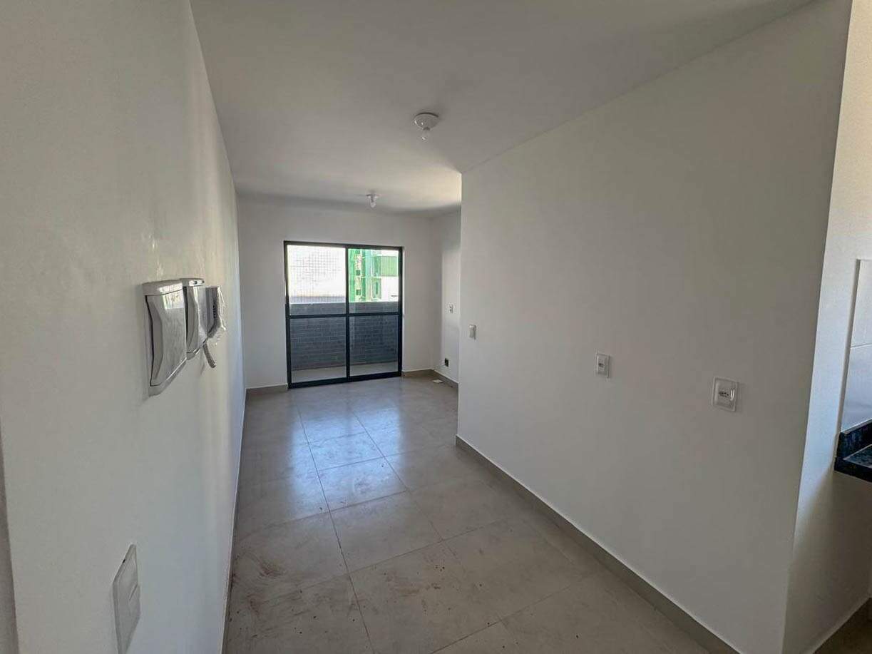 Flat à venda no Intermares: 