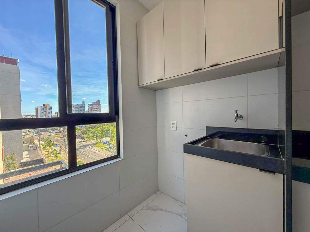 Apartamento à venda no Intermares: 