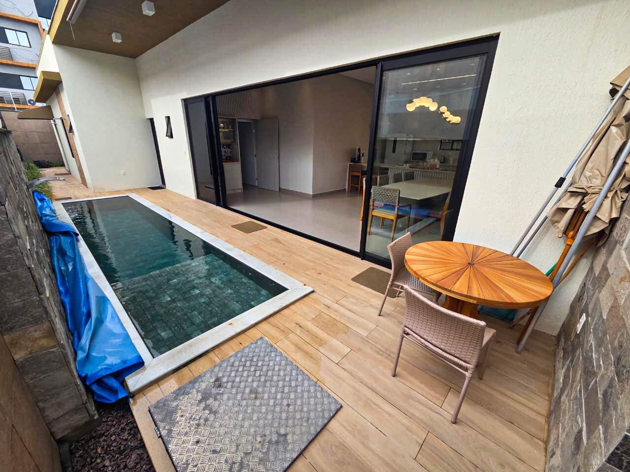 Casa em Condominio à venda no Bancários: 