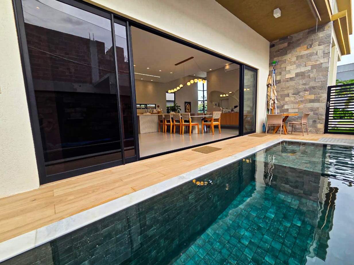 Casa em Condominio à venda no Bancários: 