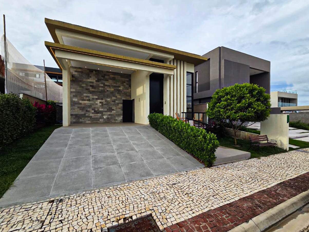 Casa em Condominio à venda no Bancários: 