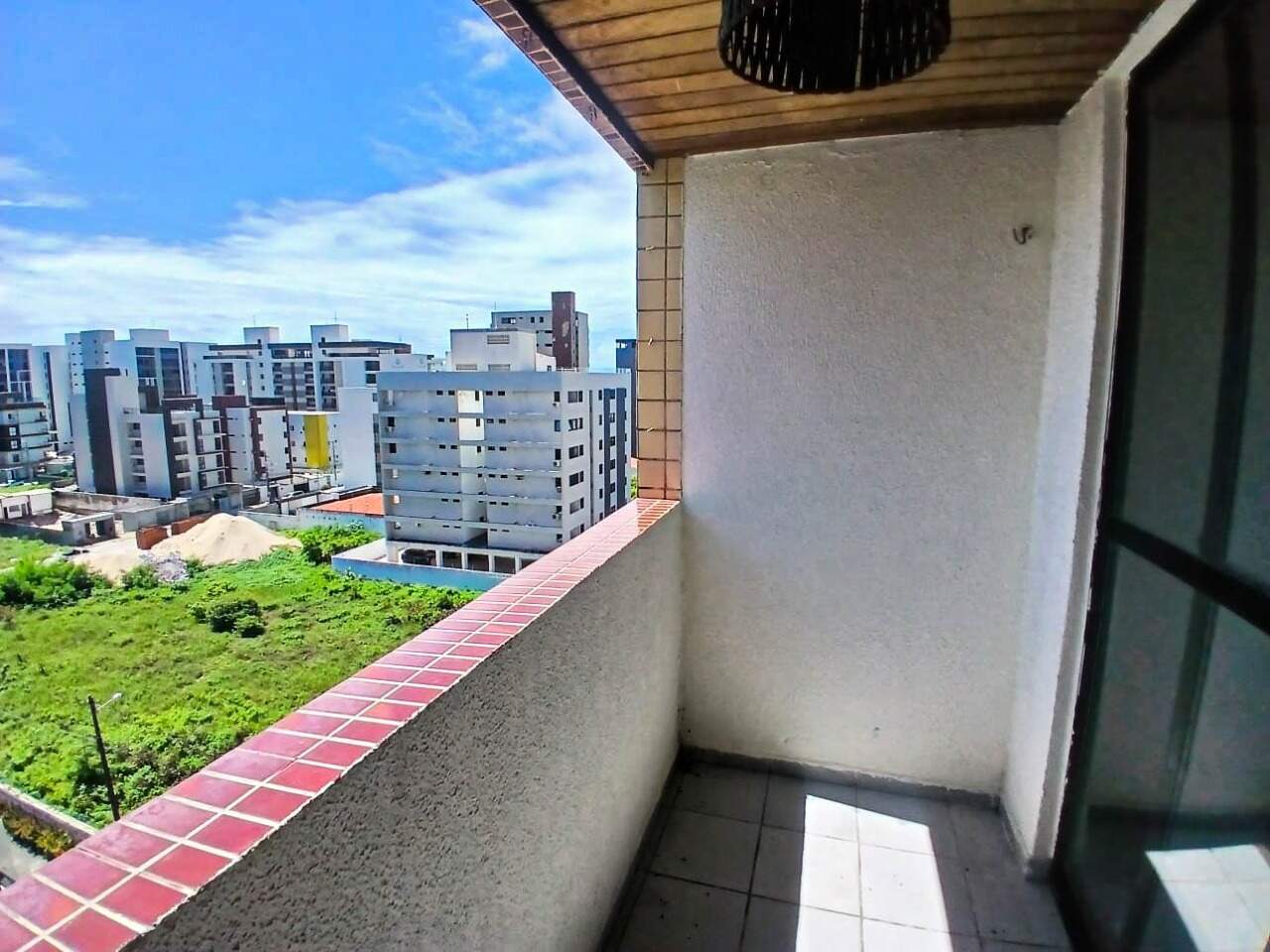 Apartamento à venda no Intermares: 