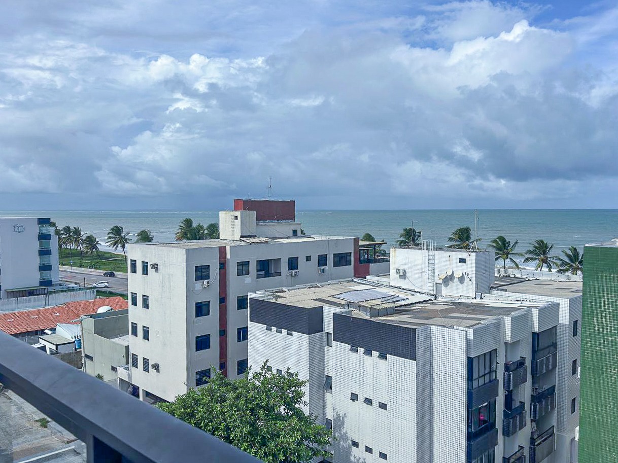 Flat à venda no Intermares: 