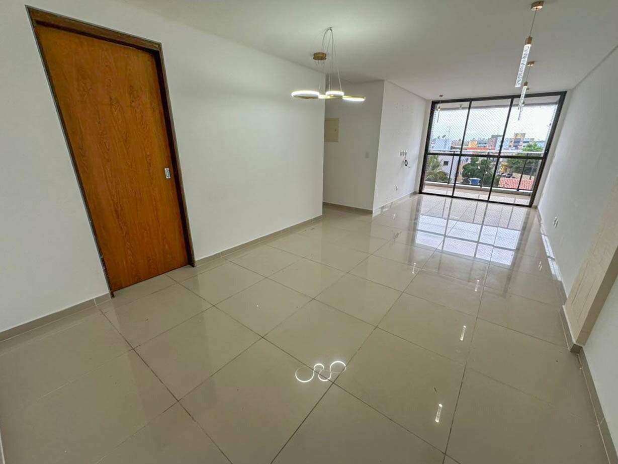 Apartamento à venda no Bessa: 