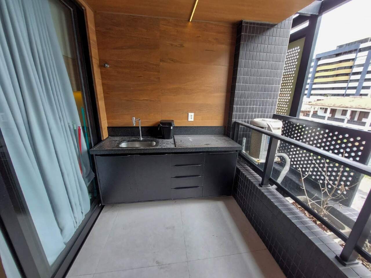 Flat à venda no Intermares: 