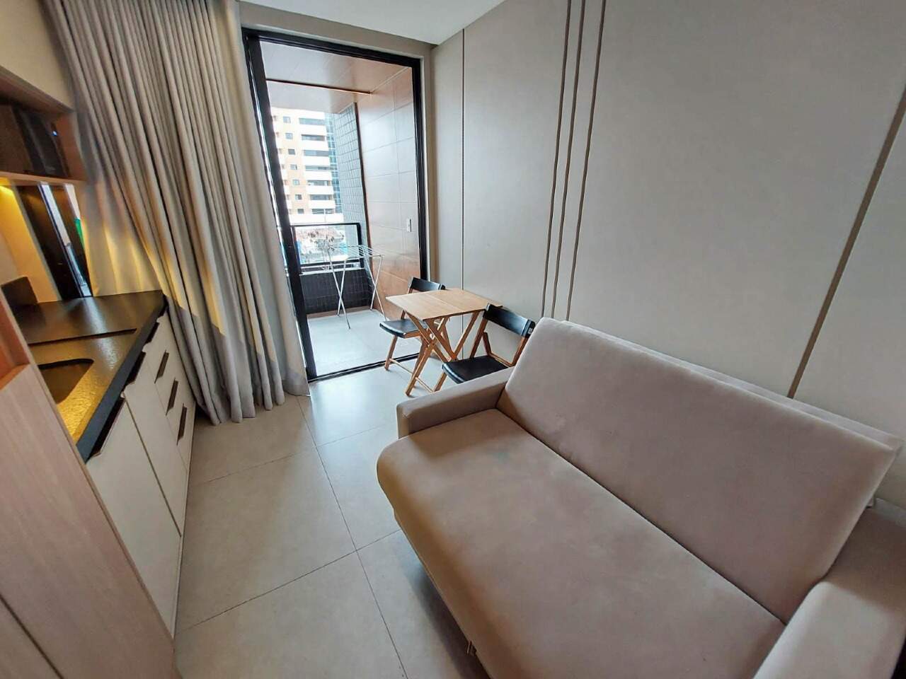 Flat à venda no Intermares: 