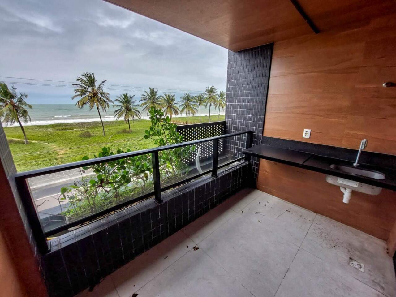 Flat à venda no Intermares: 