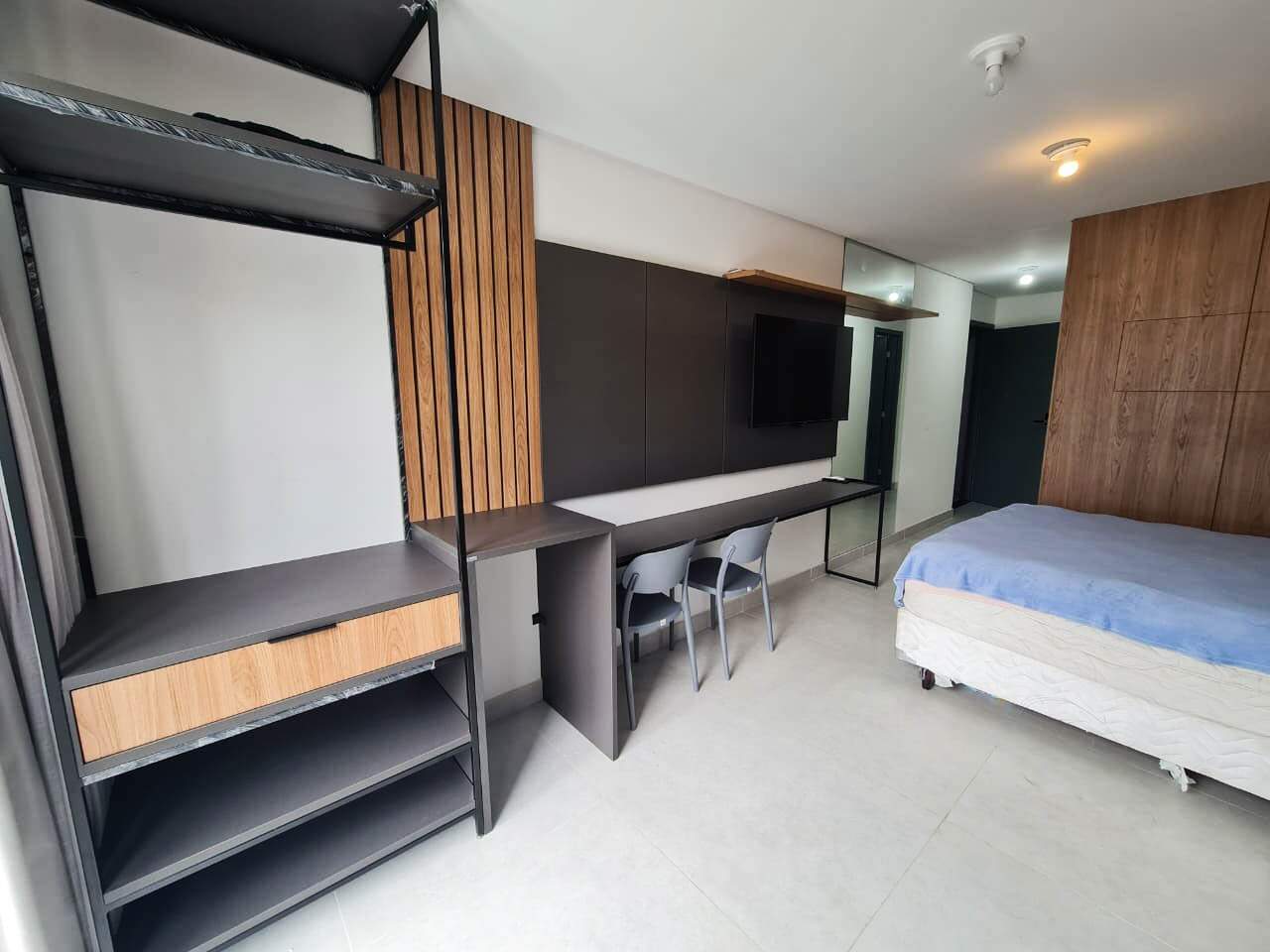 Flat à venda no Intermares: 
