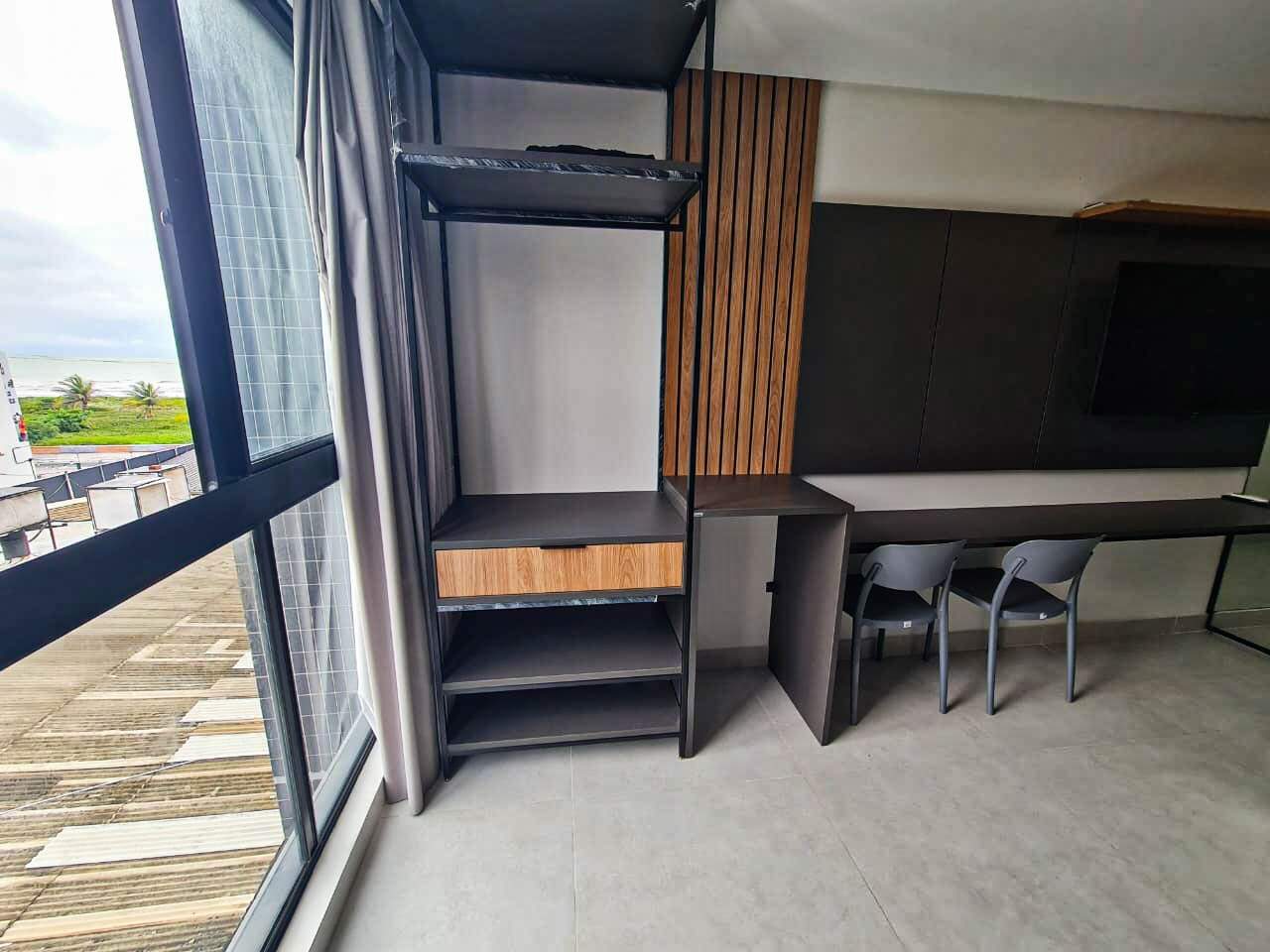 Flat à venda no Intermares: 