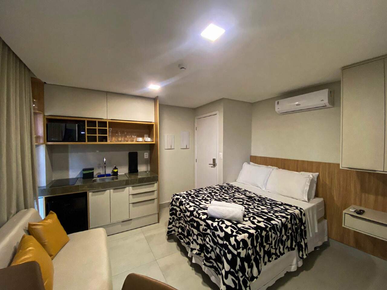 Flat à venda no Jardim Oceania: 