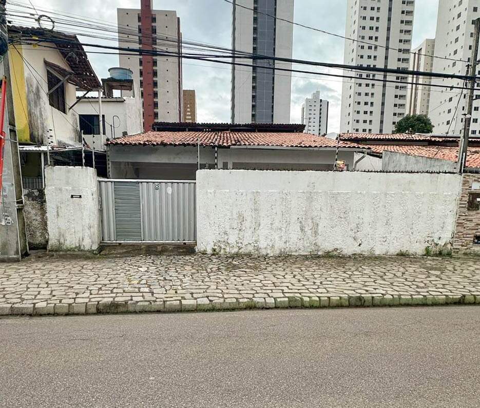 Terreno à venda no Manaíra: 