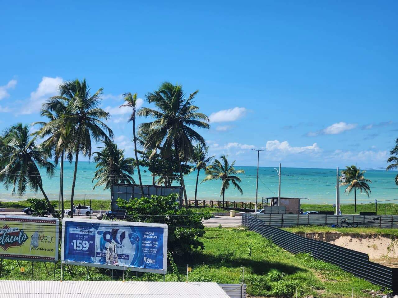 Apartamento à venda no Intermares: 
