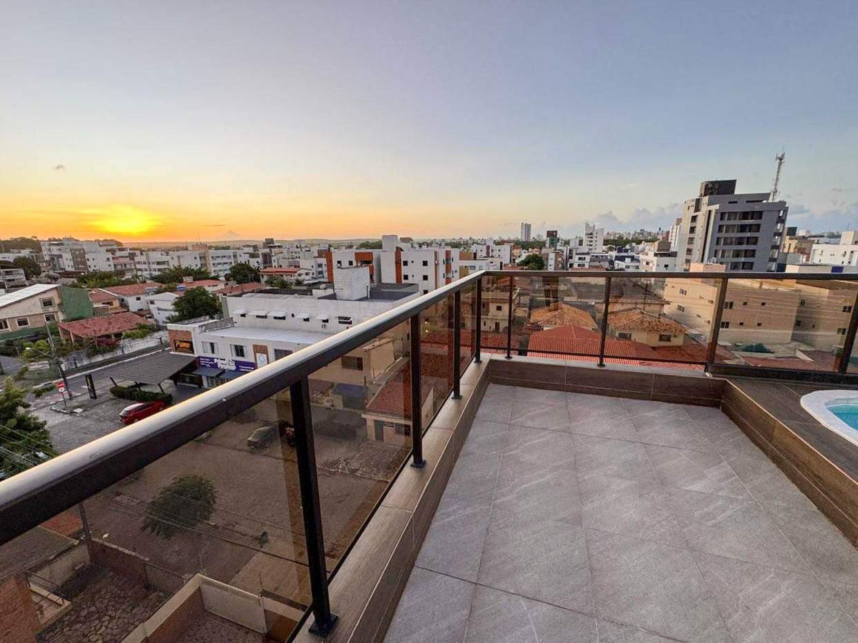 Apartamento à venda no Bessa: 