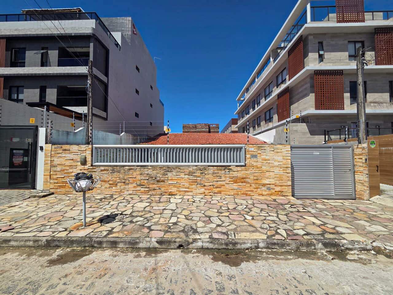Casa à venda no Bessa: 