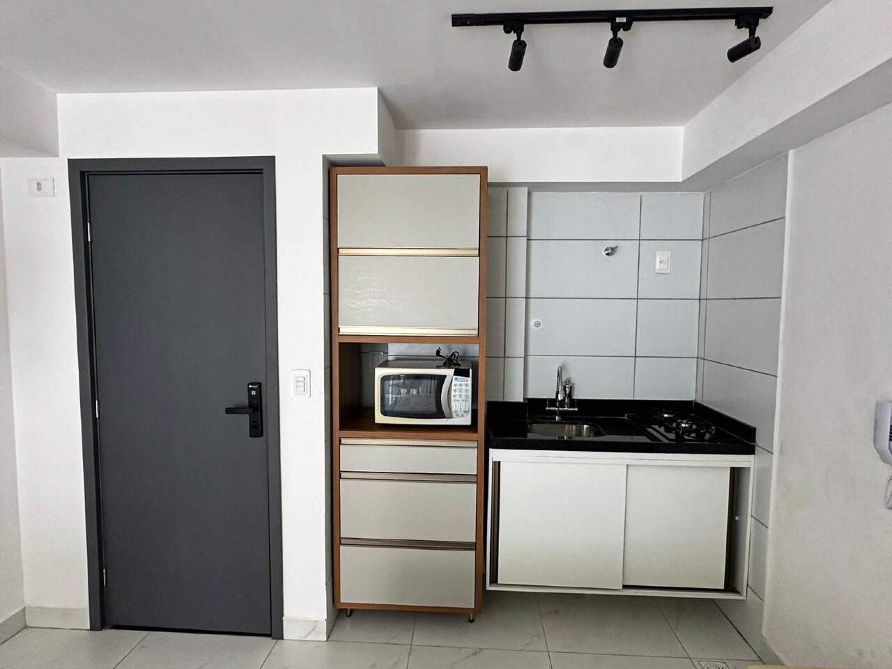 Apartamento para aluguel no Intermares: 