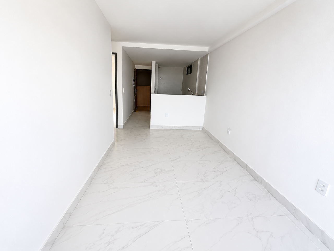 Apartamento à venda no Intermares: 