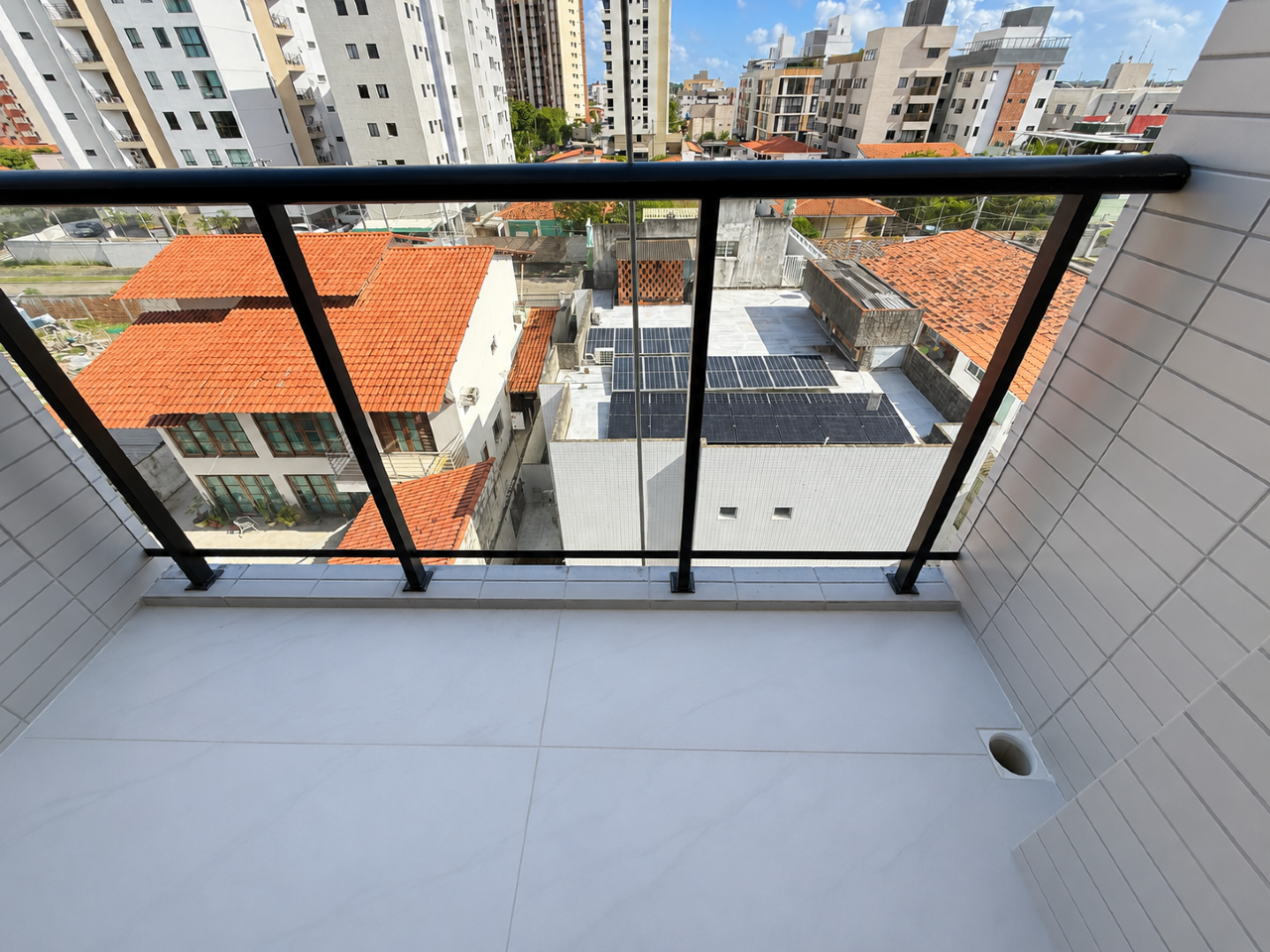Apartamento à venda no Intermares: 
