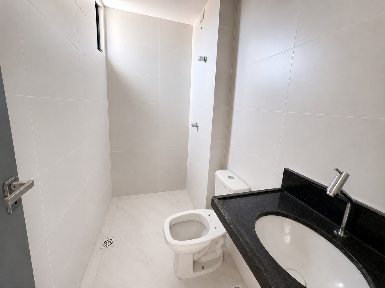 Apartamento à venda no Intermares: 