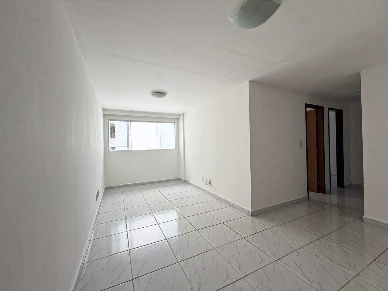 Apartamento à venda no Intermares: 