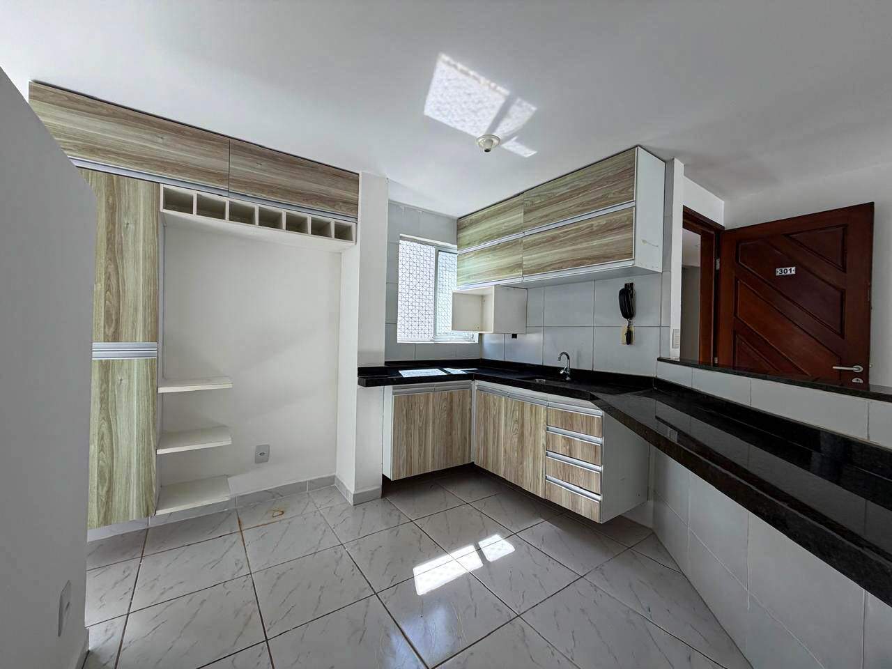 Apartamento à venda no Intermares: 