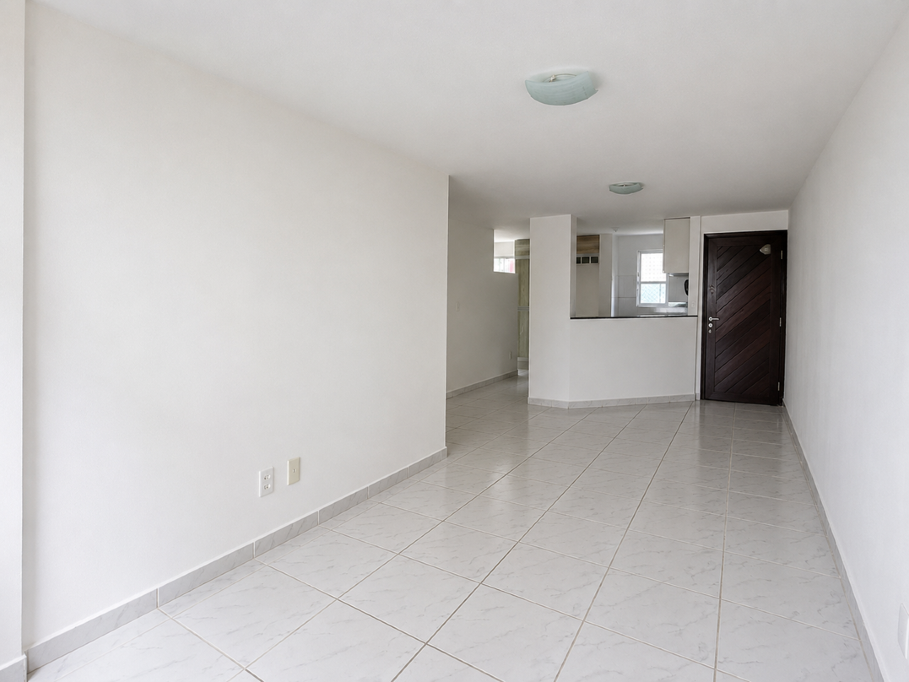 Apartamento à venda no Intermares: 